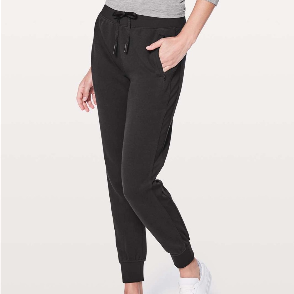 Lululemon dark grey joggers